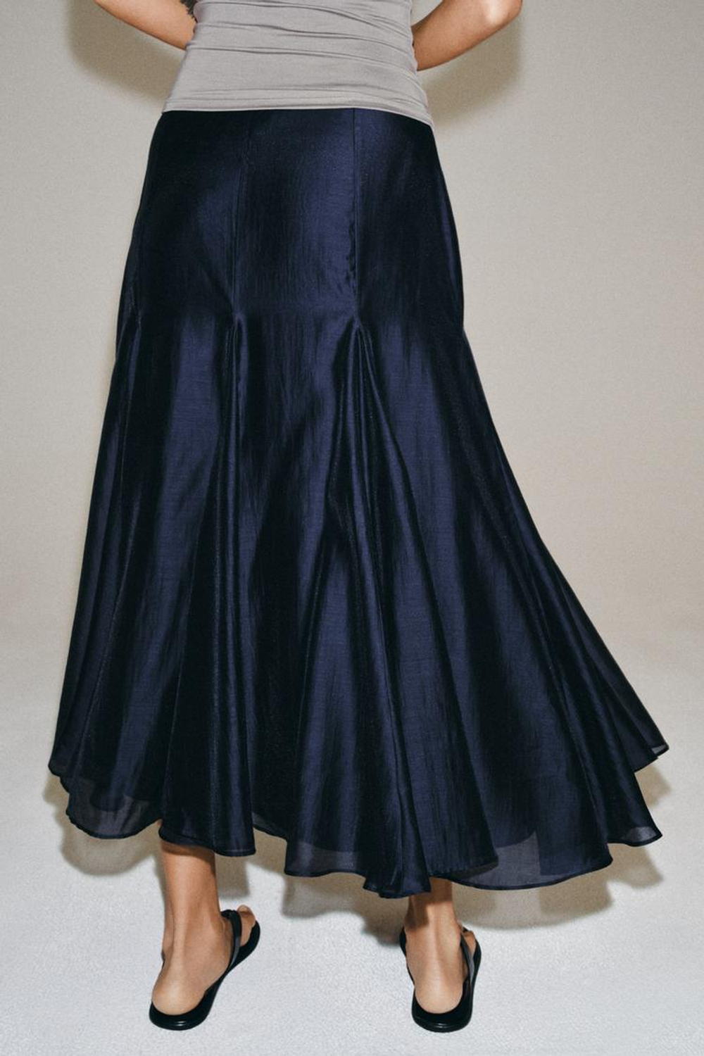 ZARA СТРУЯЩАЯСЯ ЮБКА — ZW COLLECTION, МОРСКОЙ СИНИЙ