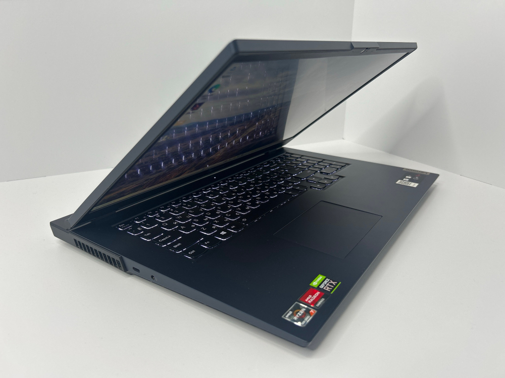 Ноутбук игровой Lenovo Legion 5 17ACH6H (82JY00FCRU) 17.3"/AMD Ryzen 7 5800H/RAM 16GB/SSD 1024GB/nVidia GeForce RTX 3060 6GB/IPS/1920*1080/Windows 11/Подсветка кл-ры: LED/черный. Состояние: B1