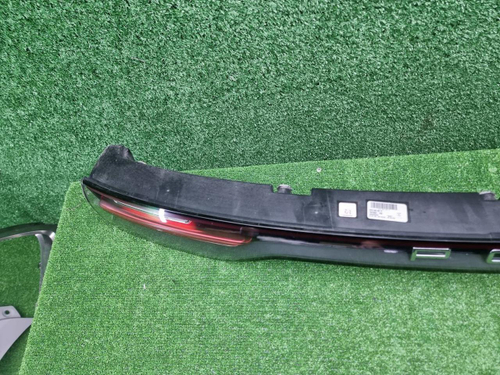 Фонарь крышки багажника Porsche Cayenne 3 (17-23)