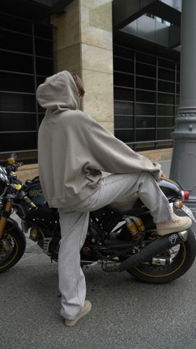 Худи в цвете хаки на молнии с капюшоном