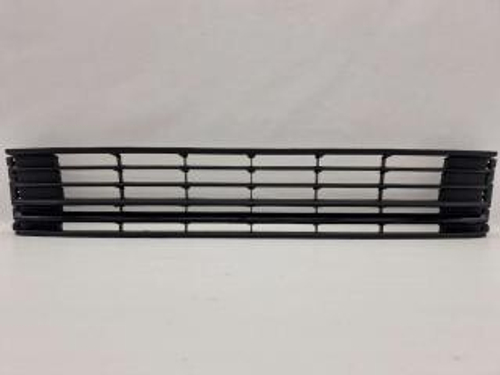 Решетка бампера Volkswagen Polo с 2015 г. перед. центр. (черная) (SCHOFFER)