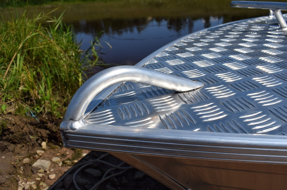 Алюминиевая лодка WELLBOAT-42