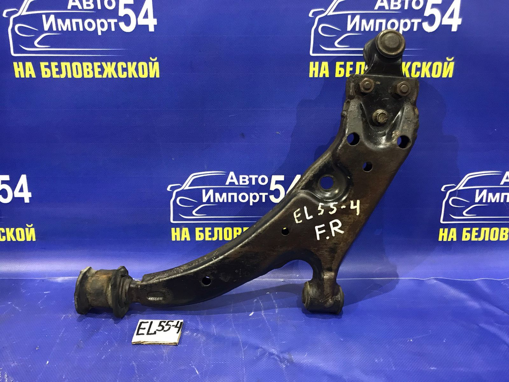 Рычаг передний правый TOYOTA CORSA 1994
