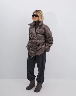 Пуховик двубортный укороченный какао