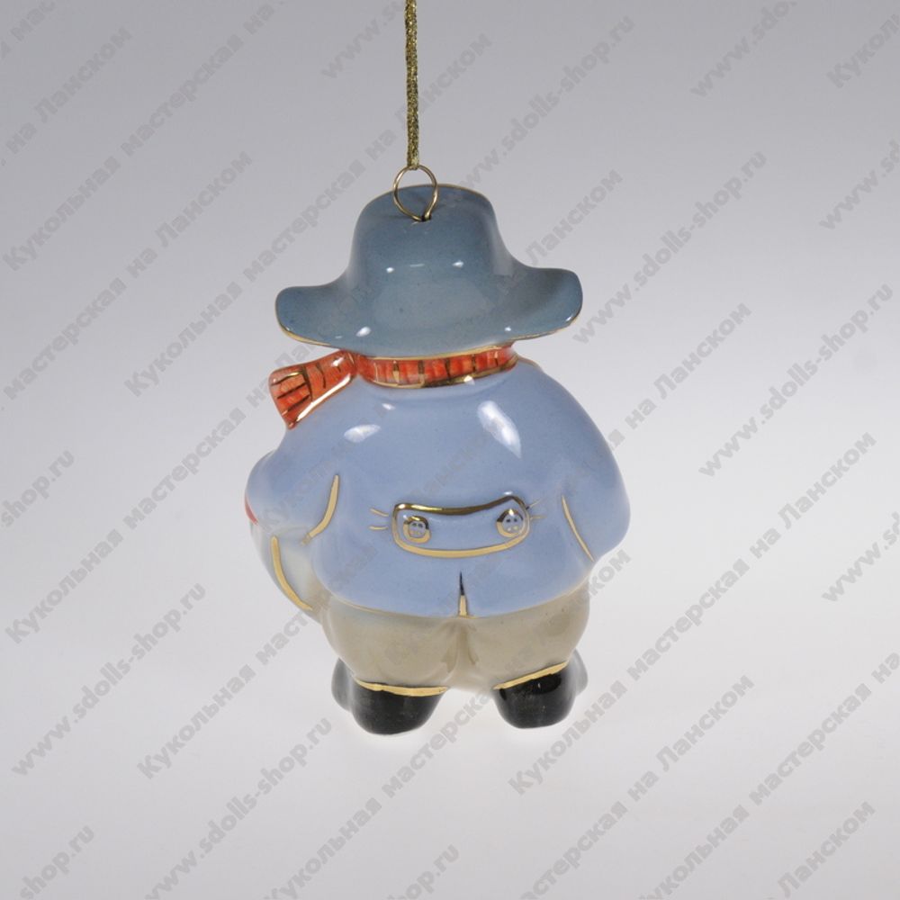 Фарфоровая ёлочная игрушка "Мальчик с санками"