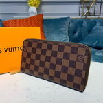 Louis Vuitton Zippy Wallet