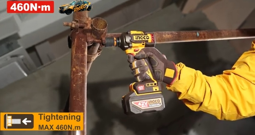 Аккумуляторный бесщёточный ударный гайковёрт INGCO CIWLI42461 INDUSTRIAL 42 В 1/2" 460 Нм