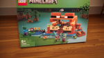 LEGO Minecraft 21256 «Лягушачий домик» — природа и приключения