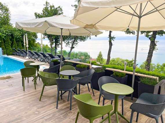 Стол пластиковый складной Sky Ø60, зеленый