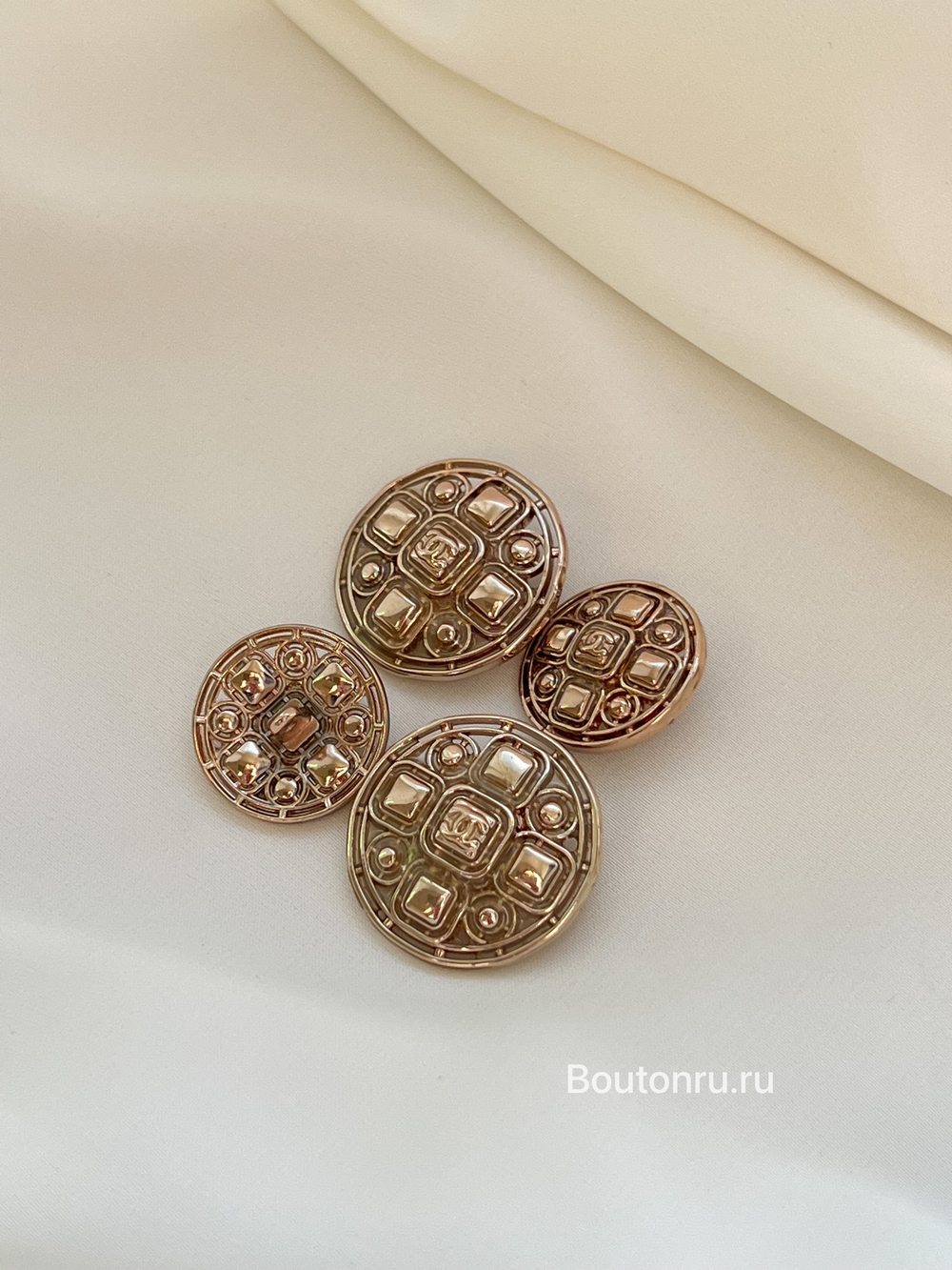 Пуговицы Шан. золотистые скидка