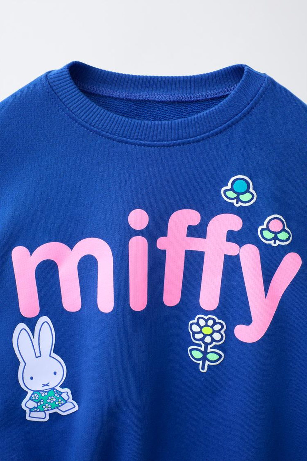ZARA ТОЛСТОВКА С НАШИВКАМИ MIFFY™ MERCIS BV ©, ЯРКО-СИНИЙ