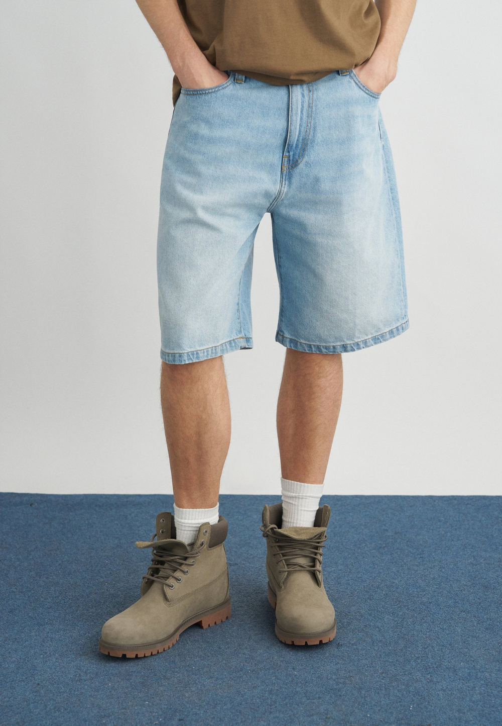 Carhartt WIP LANDON ROBERTSON - Джинсовые шорты - Белый