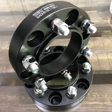 Проставки ступичные 6х139.7 ЦО 108.1 толщина 30мм 2шт