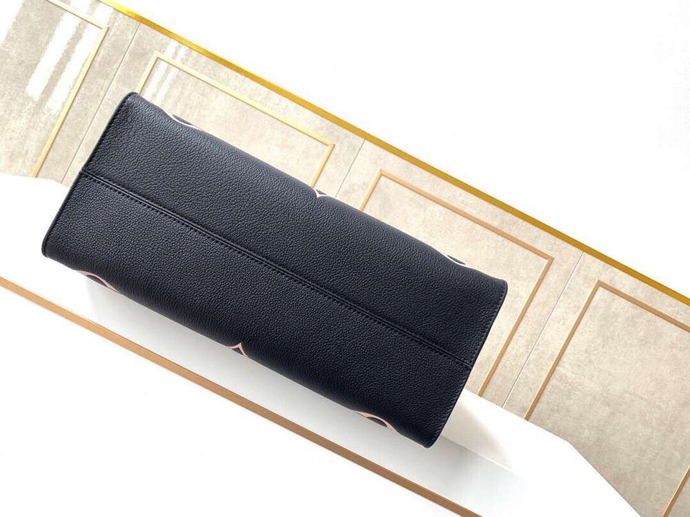 Louis Vuitton Onthego MM