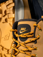 Nike Manoa Leather