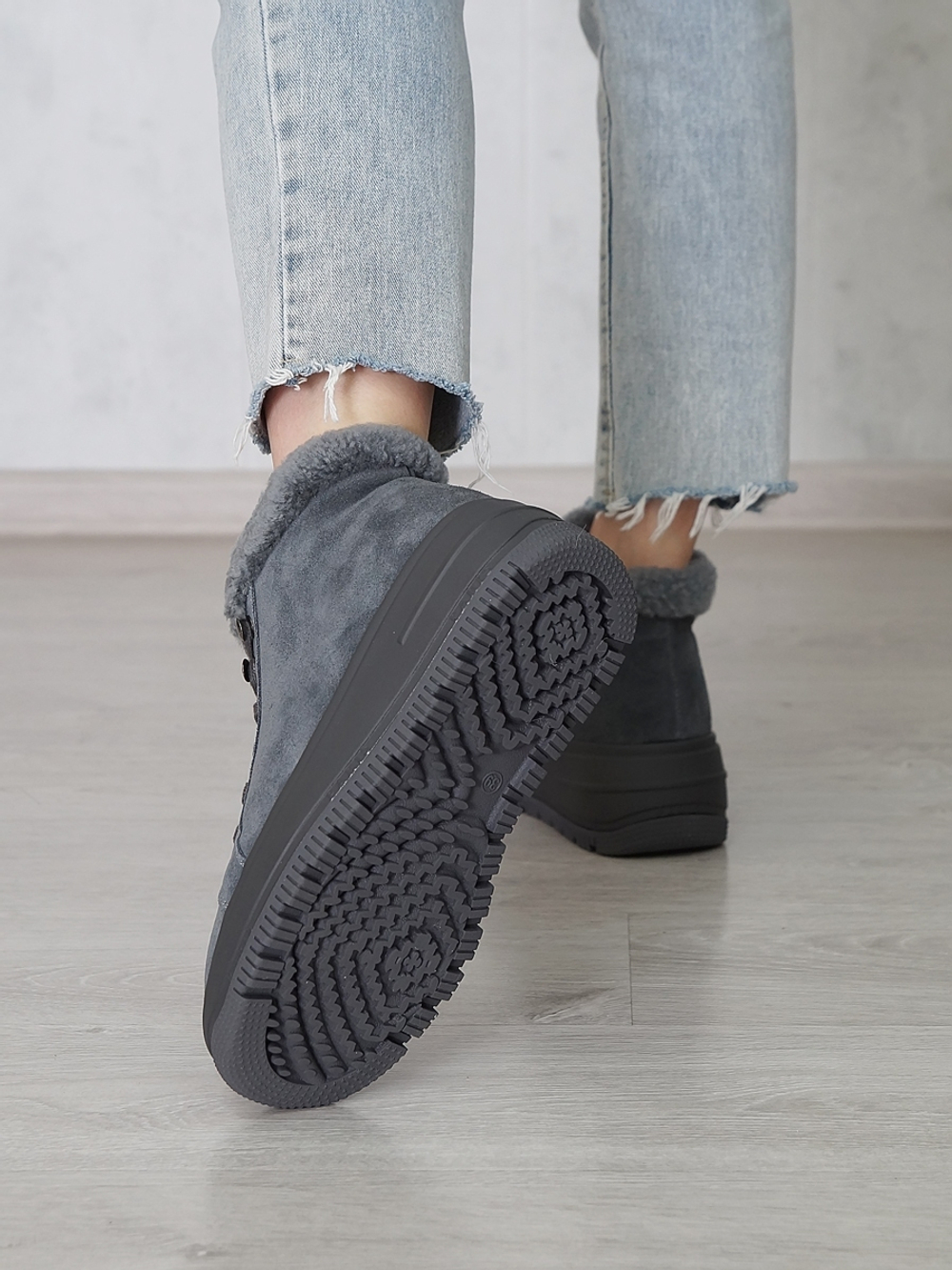 Ботинки женские зимние