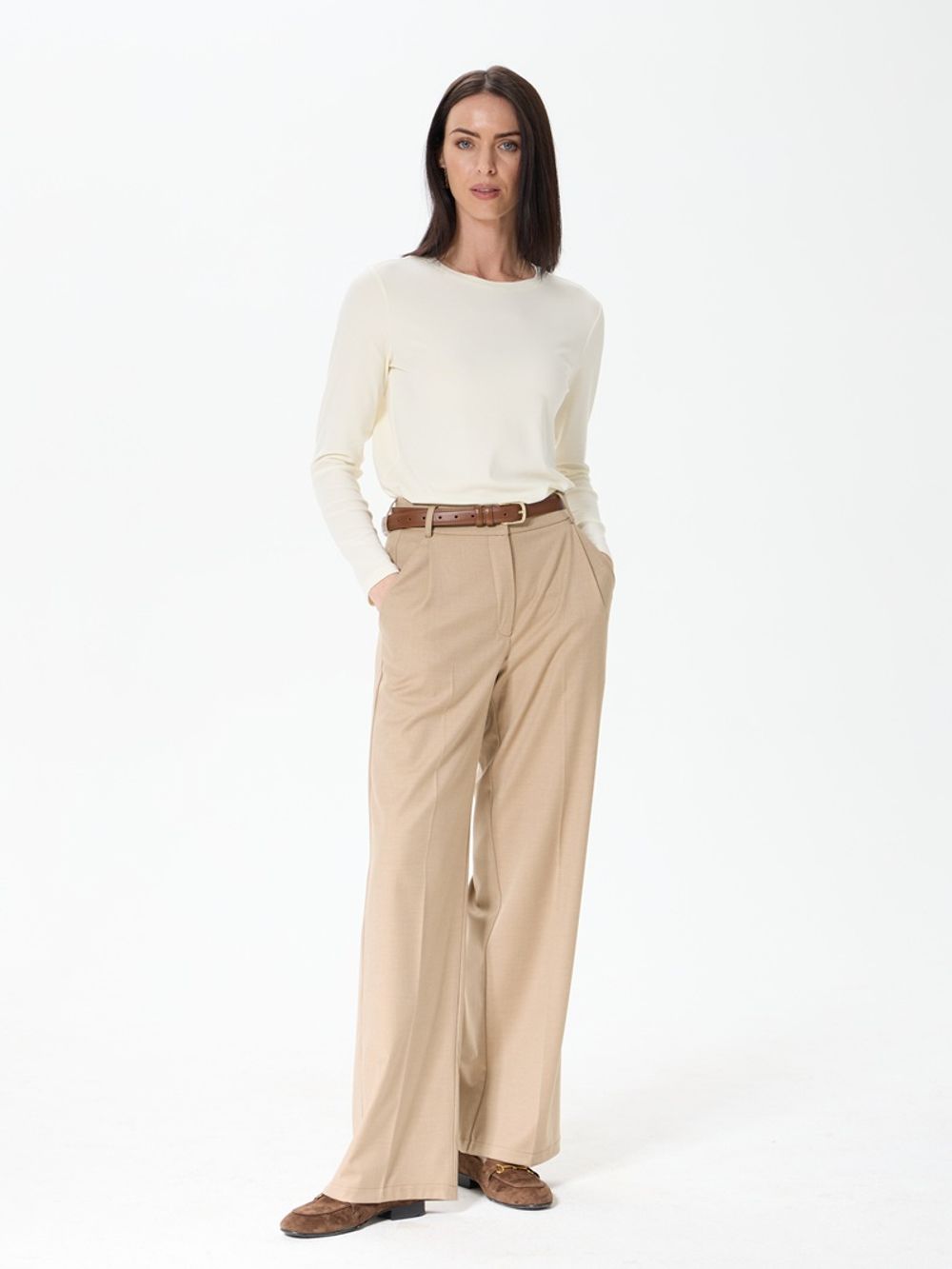 Лонгслив молочный прямой