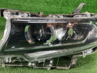 Фара левая Toyota Land Cruiser Prado 150 (2017-н.в.) LED