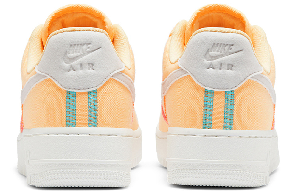 Кроссовки Nike Air Force 1 07 Lx (Женская размерная сетка)