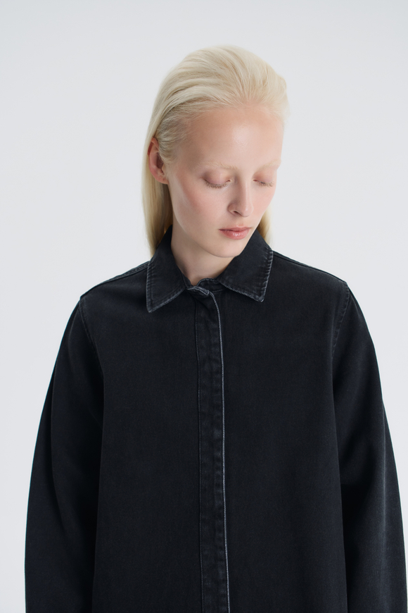 Джинсовая рубашка