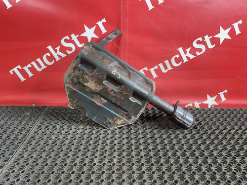 Кронштейн крыла заднего левый