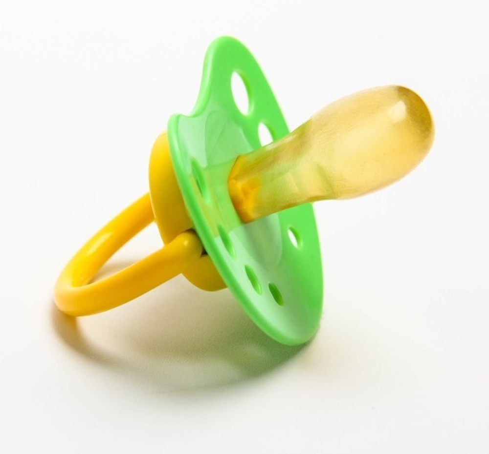 Соска-пустышка латексная анатомическая «Милые зверята», с колпачком, от 0 мес., цвета МИКС 2103032