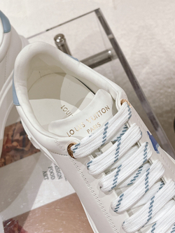Louis Vuitton Time Out