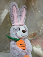 Зайчик с морковкой, 36 см