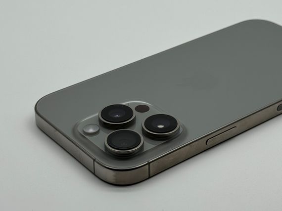 iPhone 16 Pro 256Gb Natural Titanium