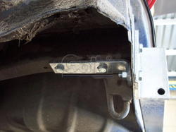 Фаркоп оцинкованный Galia M020A для Mazda Premacy 1999-2004(паспорт и сертификат в комплекте)(без электрики)