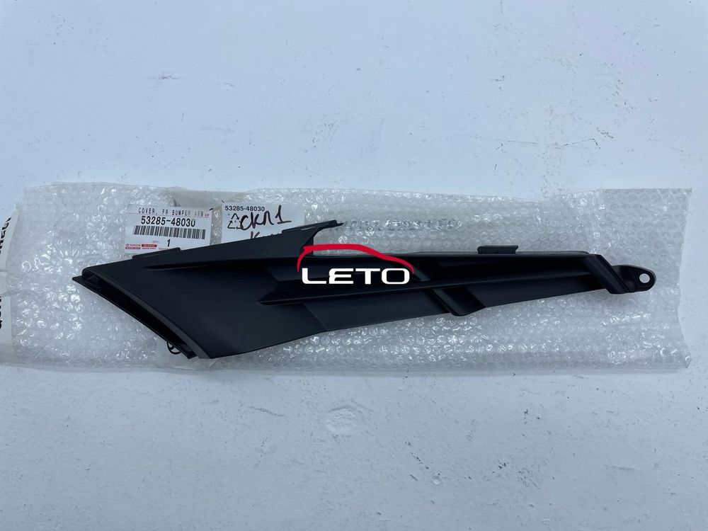 Заглушка в бампере (RH) Type A 53285-48030 5328548030