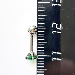 Микроштанга ( 6мм) для пирсинга уха (козелок, хеликс, трагус) с зеленым кристаллом 4мм. Медицинская сталь. 1 шт