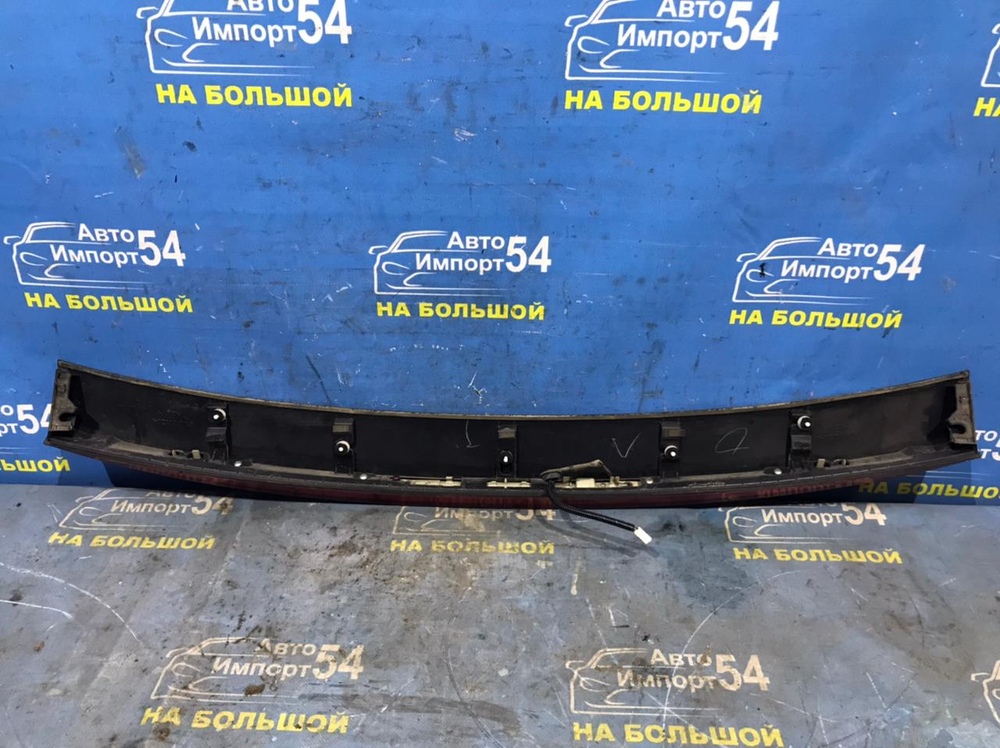 Вставка в багажник центральная Honda INSIGHT 2009-2014