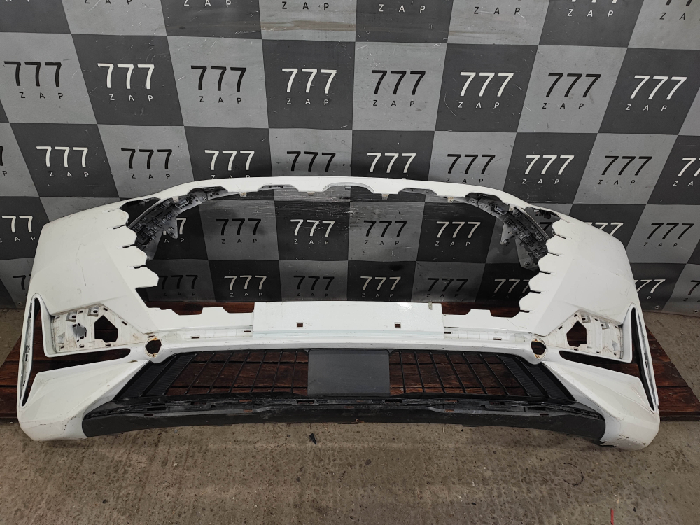 Бампер передний Changan UNI-K 20-нв Б/У Оригинал CD569F2713011400AA