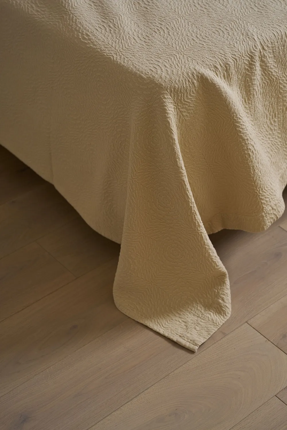 Покрывало Luxberry Солар Сливочный