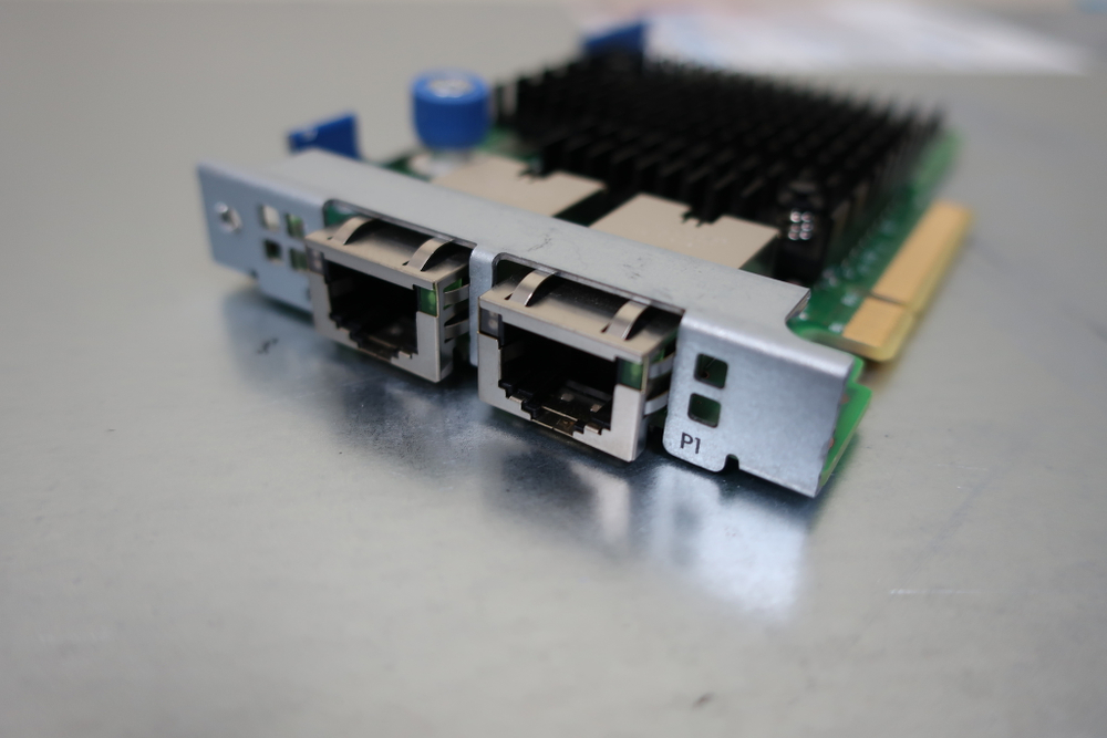 Сетевая карта hp 561FLR-T 2-port 10Gb RJ-45
