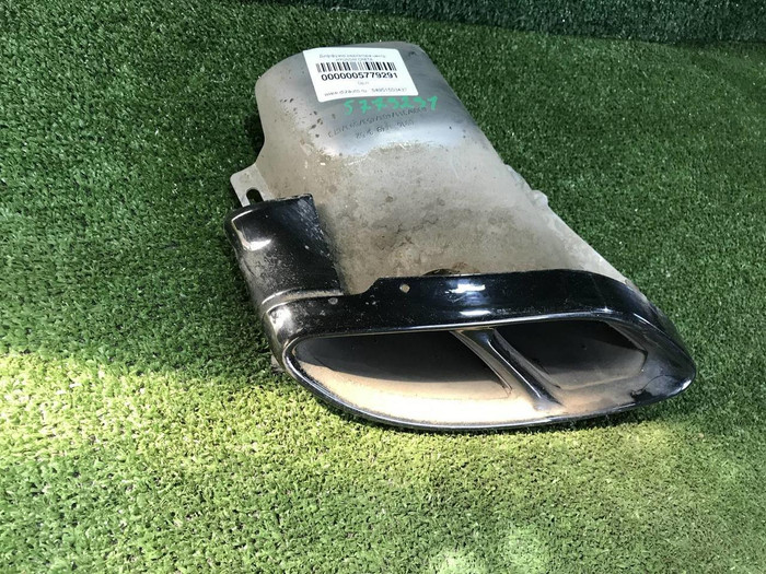 Насадка глушителя правая Mercedes GLE C292 (2015-2019) AMG