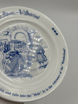 Тарелка Алиса в Стране Чудес Yamaka