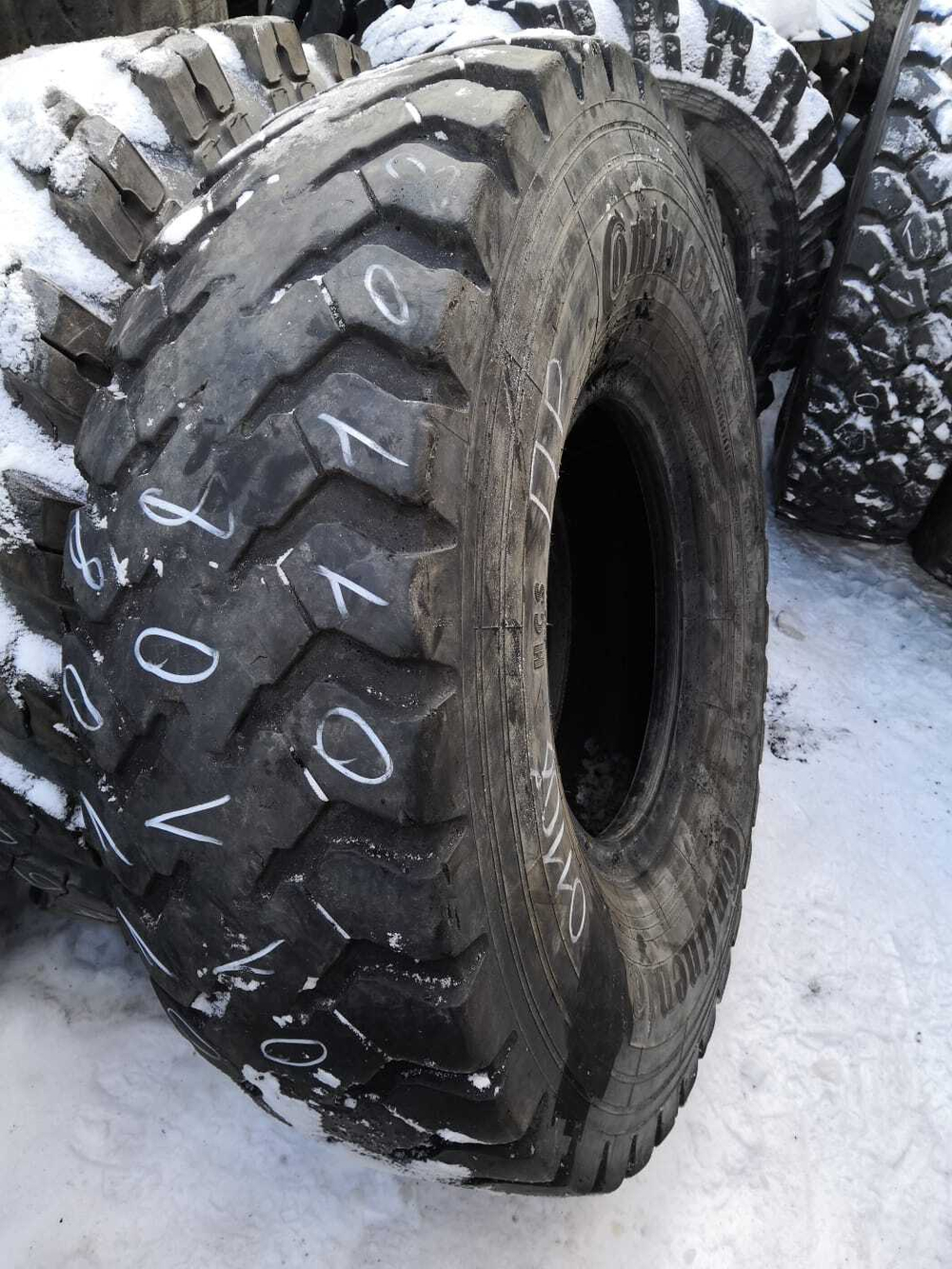 14.00R20 Continental HCS шина б/у