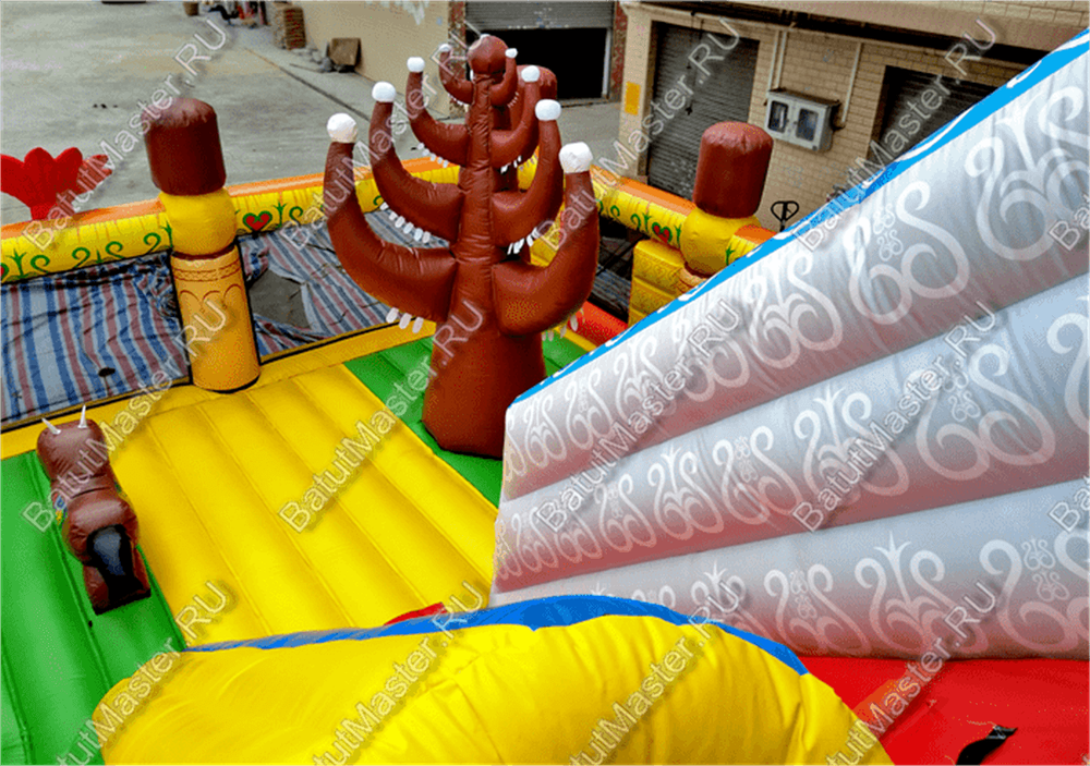 Коммерческий надувной батут "Нюргун Боотур"