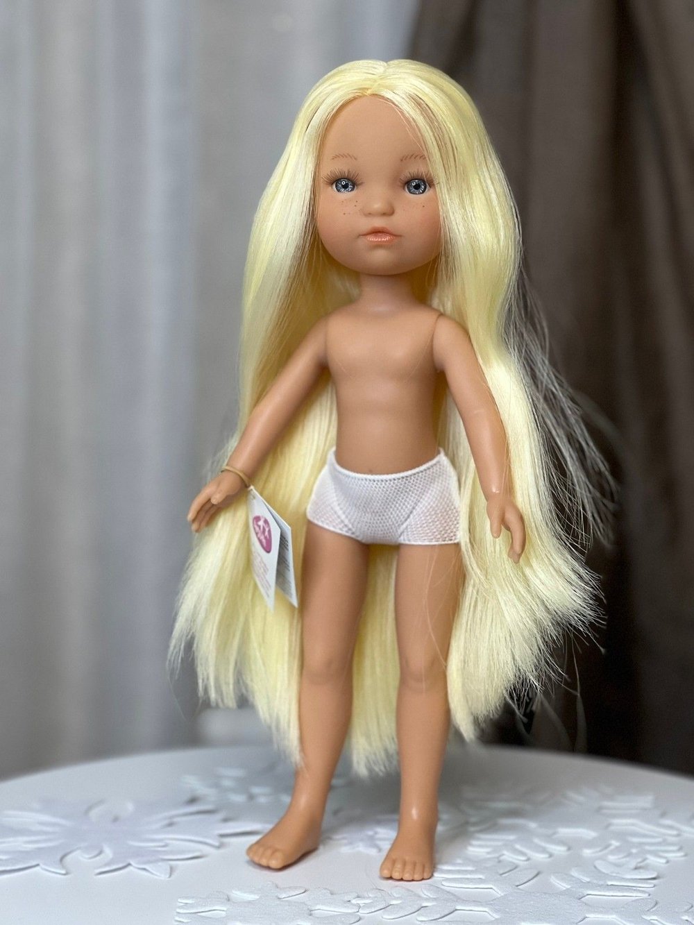 Кукла BERJUAN виниловая 35см Fashion Girl без одежды (2851)