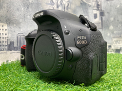 Canon EOS 600D 3.800 кадров