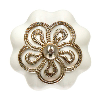 BLUMEN HAUS Ручка керамическая для мебели "Цветок антиквариат" цвет белый серебро  66135