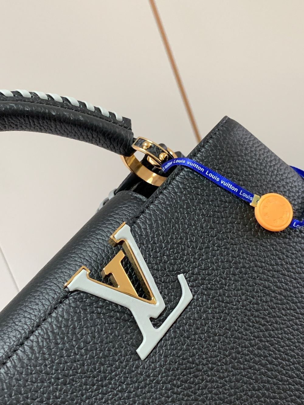Louis Vuitton Capucines BB