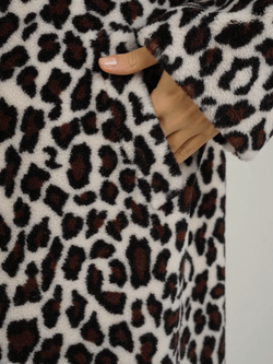 Шуба чебурашка искусственная тедди, белый леопард, SilverFox