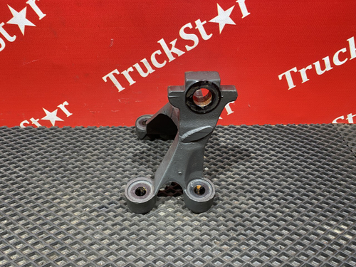 Кронштейн двигателя передний левый 2019г.