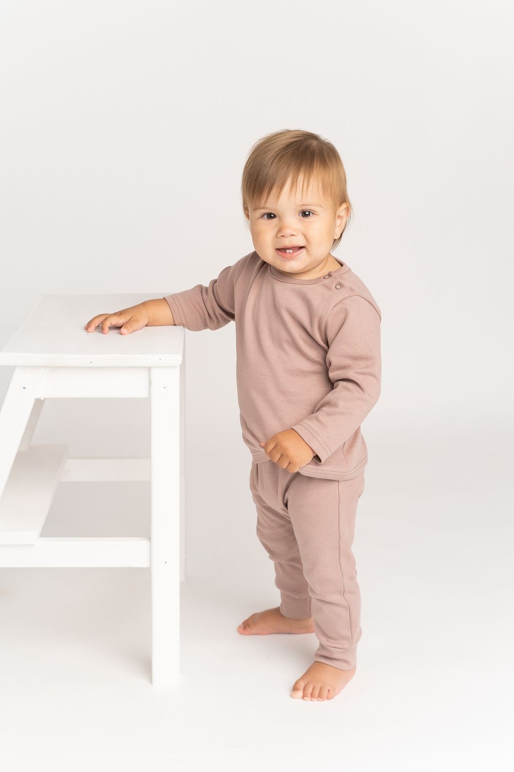 Комплект  (штанишки + кофточка)