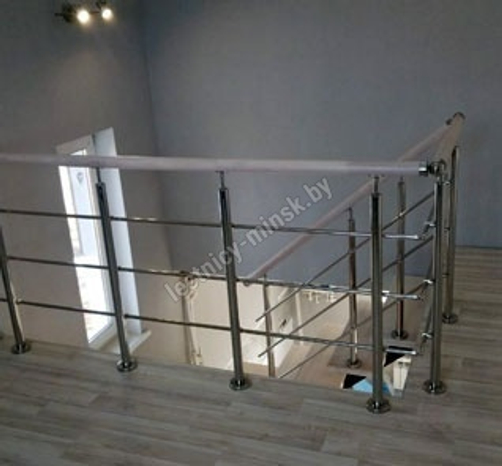Ограждение для прямой лестницы PROSTO DUE/DOUBLE с нержавеющими стойками и струнами