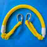 Амортизирующий банджи-трос для якорения надувных аквапарков и водных конструкций