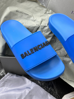 Шлепанцы Balenciaga